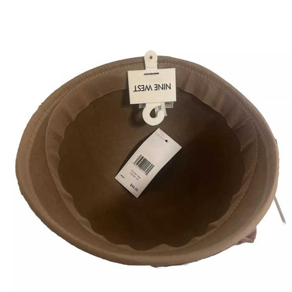 Nine West Cloche Hat NWT - Downton Abbey Style! - Picture 3 of 3